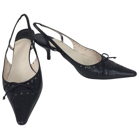 chanel black kitten heels